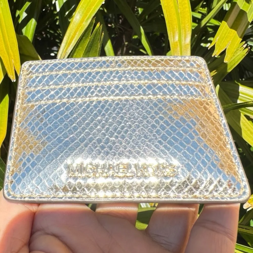 Michael Kors Jet Travel Metallic Silver Card Holder